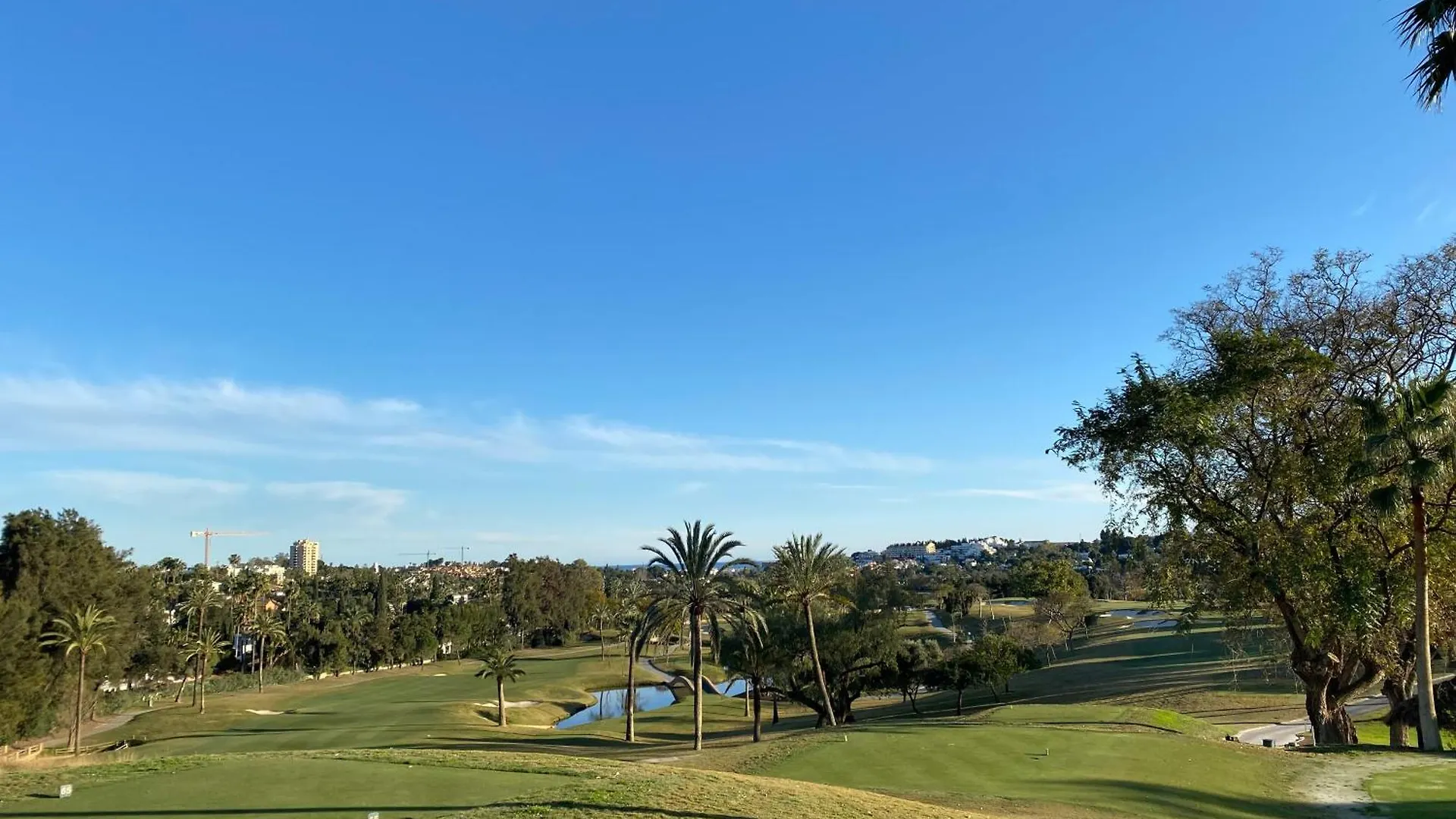 Stunning Suite At Hotel Del Golf, 5 Stars And Frontline Golf, Porto Banus, Marbella Bed & Breakfast