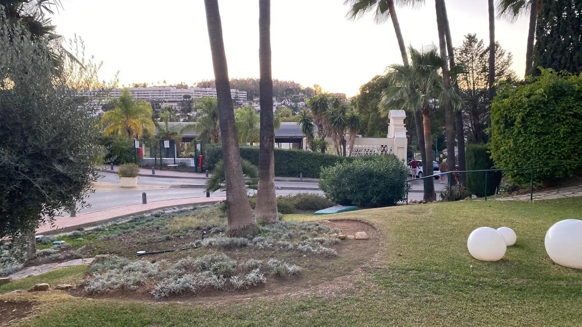 ***** Bed & Breakfast Stunning Suite At Hotel Del Golf, 5 Stars And Frontline Golf, Porto Banus, Marbella Spain